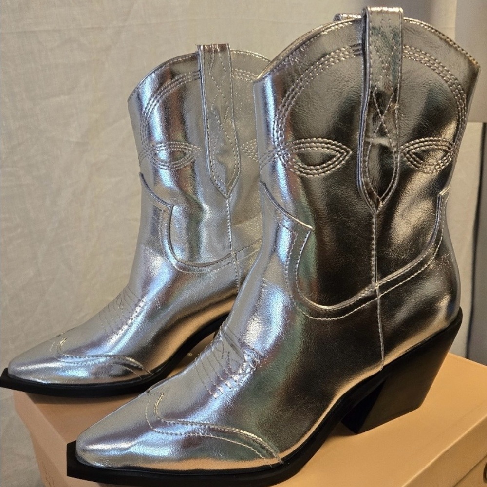 Billini Metallic Silver Heeled Boots